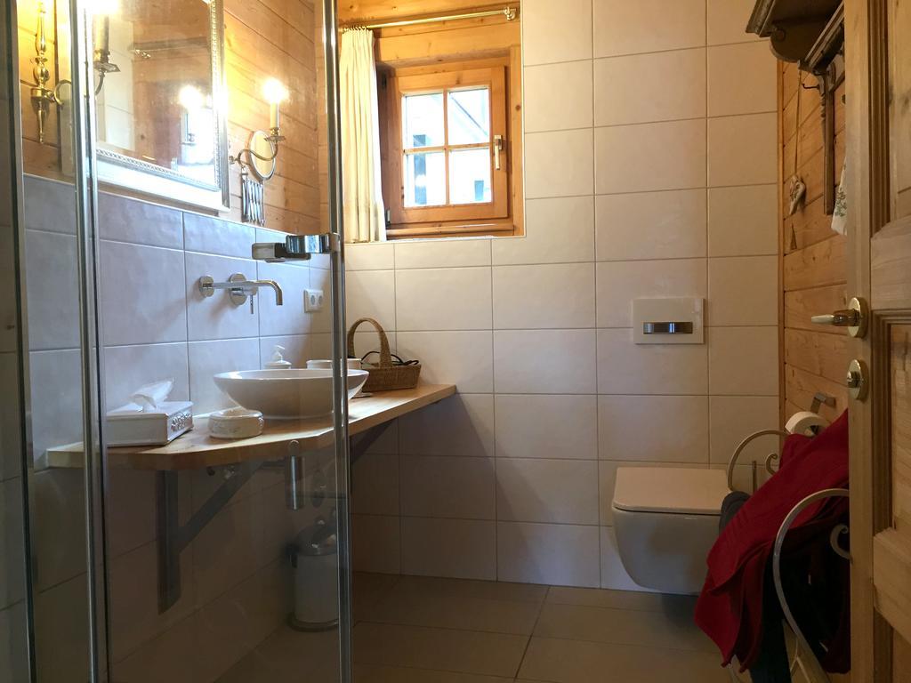 Ferienwohnung Romantik Im Roten Haus Füssen Exterior foto