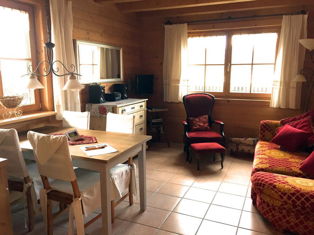 Ferienwohnung Romantik Im Roten Haus Füssen Exterior foto